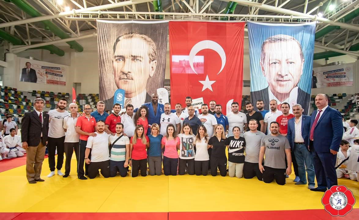  Büyükşehir Belediyesporlu Judoculardan 6 Madalya Birden