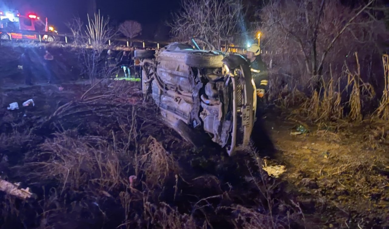  Konya’da otomobil devrildi: Yaşanan kaza aynı aileden 3 kişiyi hayattan koparttı 