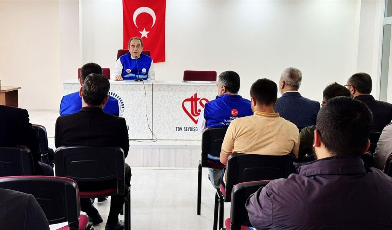 Konya’da hacı adaylarına rehberlik yapacak din görevlilerine eğitim verildi