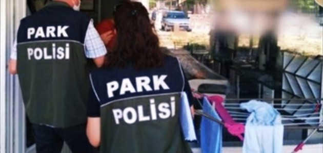  Konya'da Kovid-19 tedbirlerine uymayan kişisel bakım salonlarına ceza...