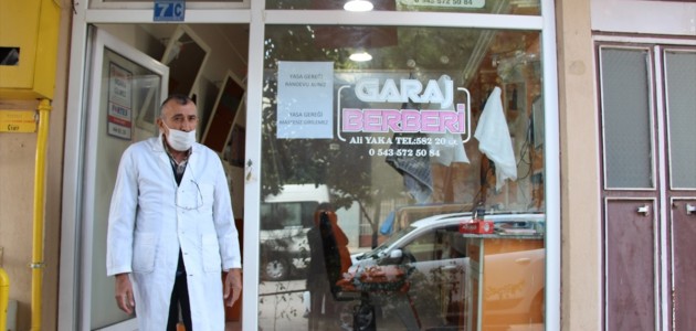  Seydişehir'in Şair Berberi Müşterilerin İlgisini Çekiyor