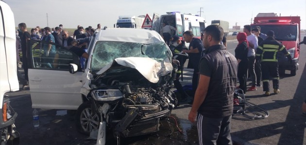  Karapınar'da Trafik Kazası: 1 Ölü, 7 Yaralı