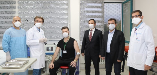  Erciyes Üniversitesinde Geliştirilen Aşı Uygulandı