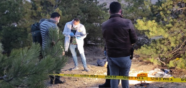  Ankara'da Erkek Cesedine Ait Parçalar Bulundu