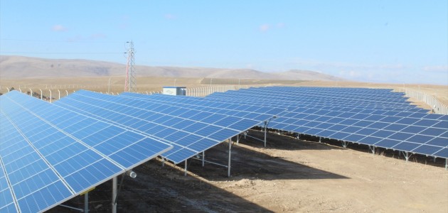 Yunak Belediyesi Dev Güneş Panellerinde Elektrik Üretiyor