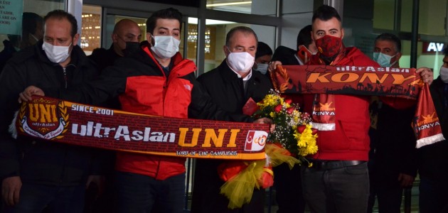 ​Galatasaray Kafilesi Konya'ya Geldi

