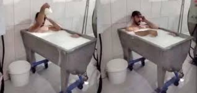  Süt Banyosu Videosu Çeken İşçiler Yargılanıyor
