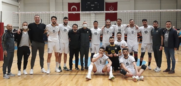  Konya Büyükşehir Belediyespor Erkek Voleybol Takımı Gururlandırdı
