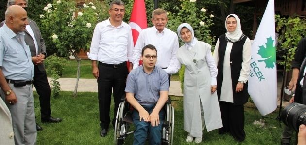  Ahmet Davutoğlu'yla Bayram