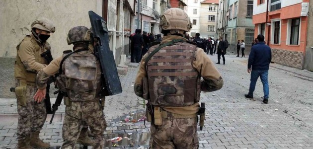  Konya’daki dünür kavgasında gözaltına alınan 8 şüpheli adliyede  