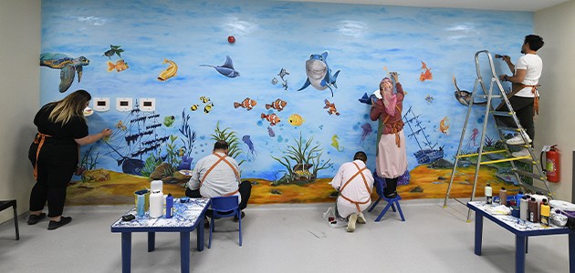  KOMEK hastane duvarlarını çocuklar için renklendirdi