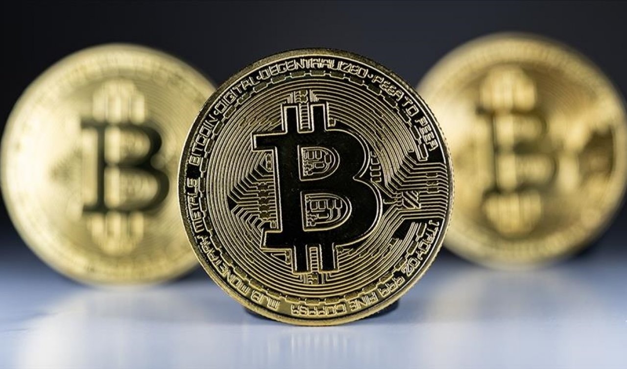 Bitcoin’in değeri 1 trilyon doları aştı