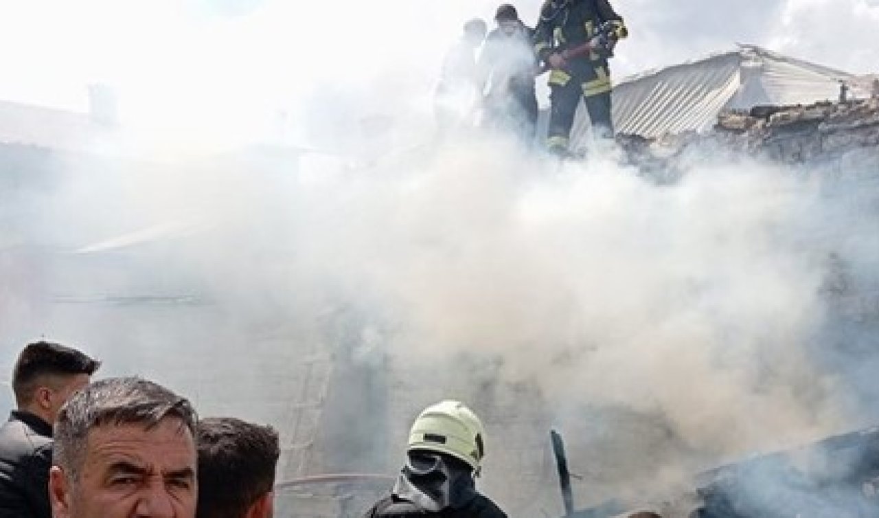 Konya’da bir eve yıldırım düştü! Evden dumanlar yükseldi