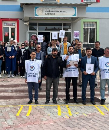 Konya’nın bu ilçesinde eğitimciler şiddete karşı eylem yaptı