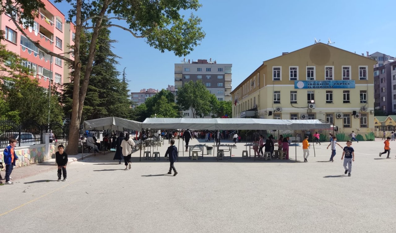 Konya’da İbrahim Yapıcı İlkokulu kermes düzenledi!