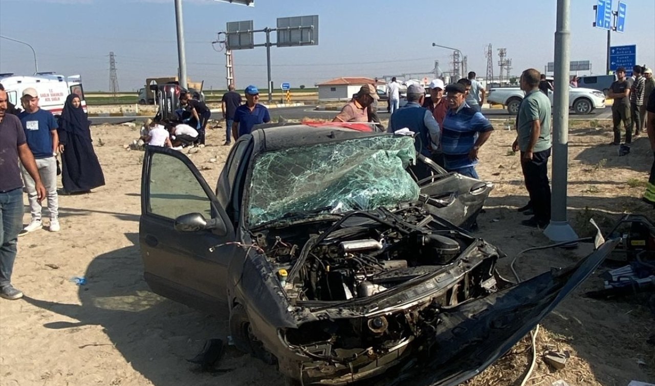 Konya’da iki otomobilin çarpıştığı kazada 1 kişi öldü, 6 kişi yaralandı