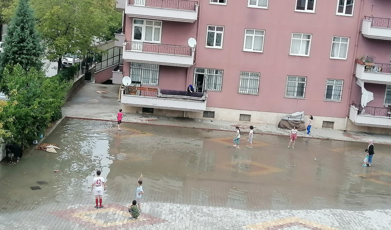 Konya’da sağanak yağış etkili oldu