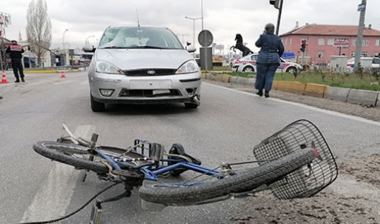  Konya’da otomobil elektrikli bisiklete çarptı! 2 yaralı