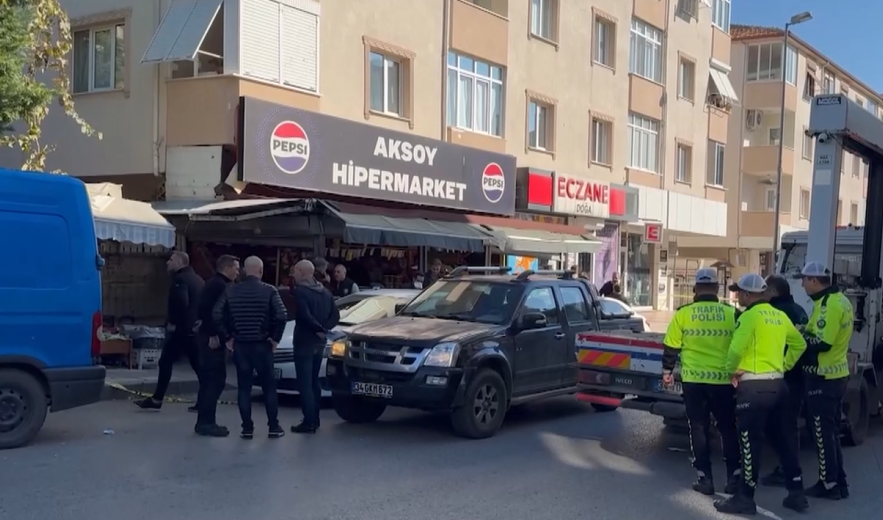  Üsküdar’da polise çekiçle saldırı! Yaralılar var!