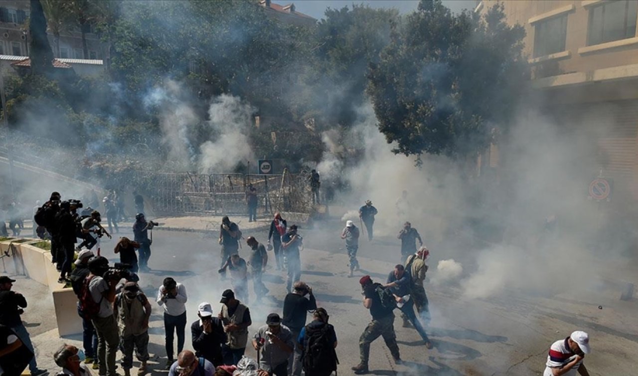 Lübnan’da yıllardır devam eden krizler, İsrail’in saldırıları sonrası daha da derinleşiyor