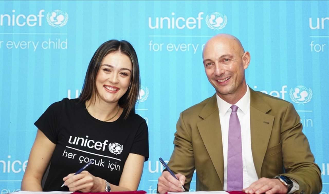 UNICEF, milli voleybolcu Zehra Güneş ile iş birliği anlaşması imzalandı!