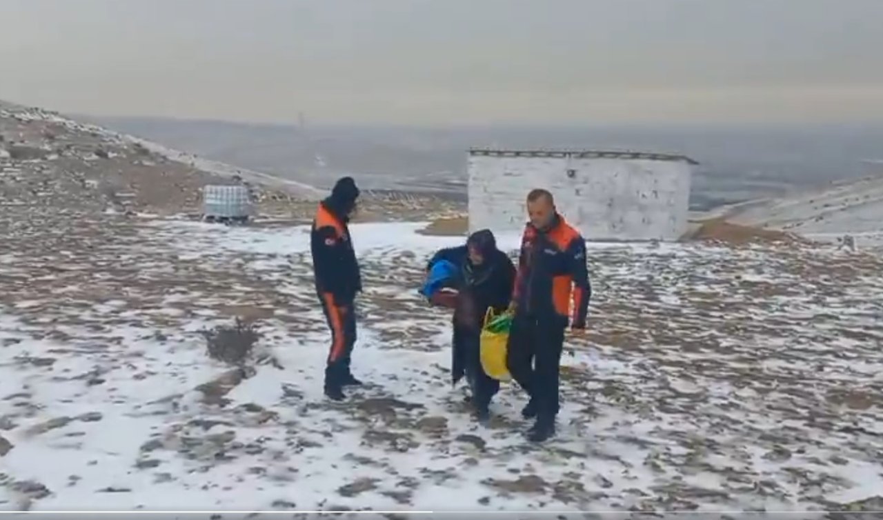 Konya’da ormanlık alanda mahsur kalan kadını AFAD ekipleri kurtardı