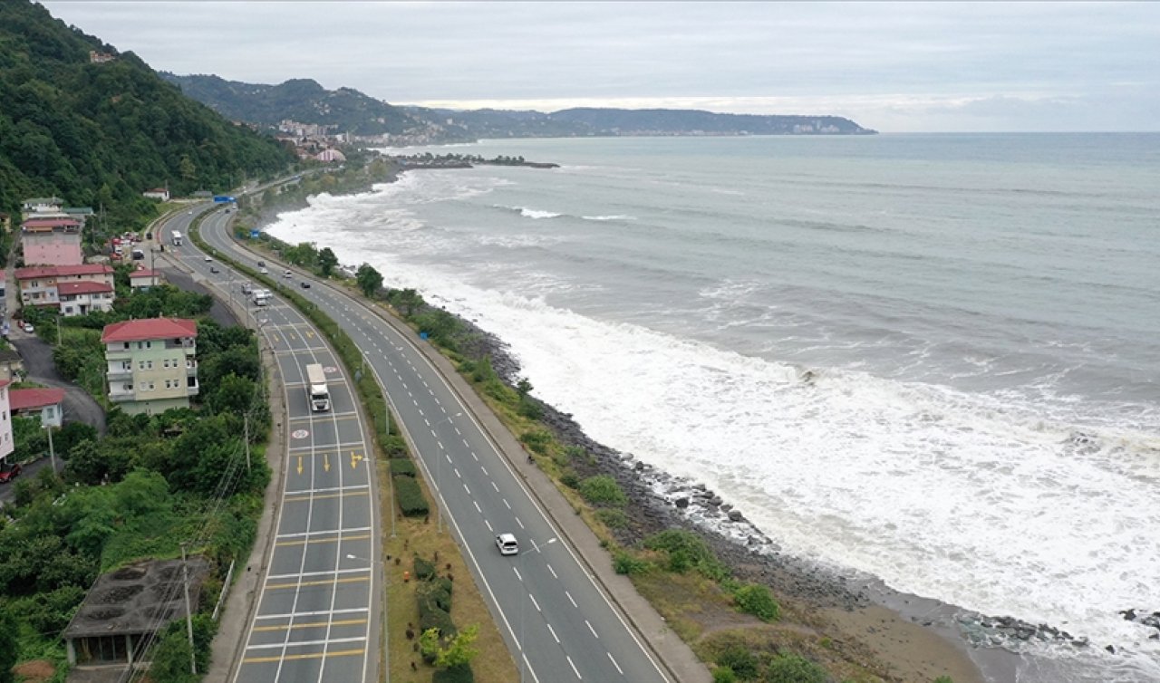  Meteorolojiden Doğu Karadeniz’e uyarı: Şiddetli fırtına yaklaşıyor!