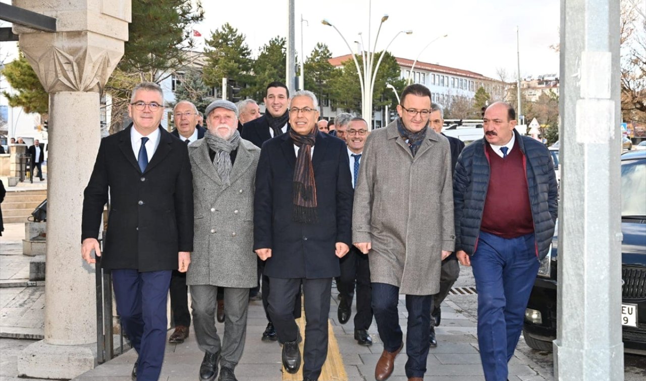  CHP’nin önemli isimleri Seydişehir’de buluştu