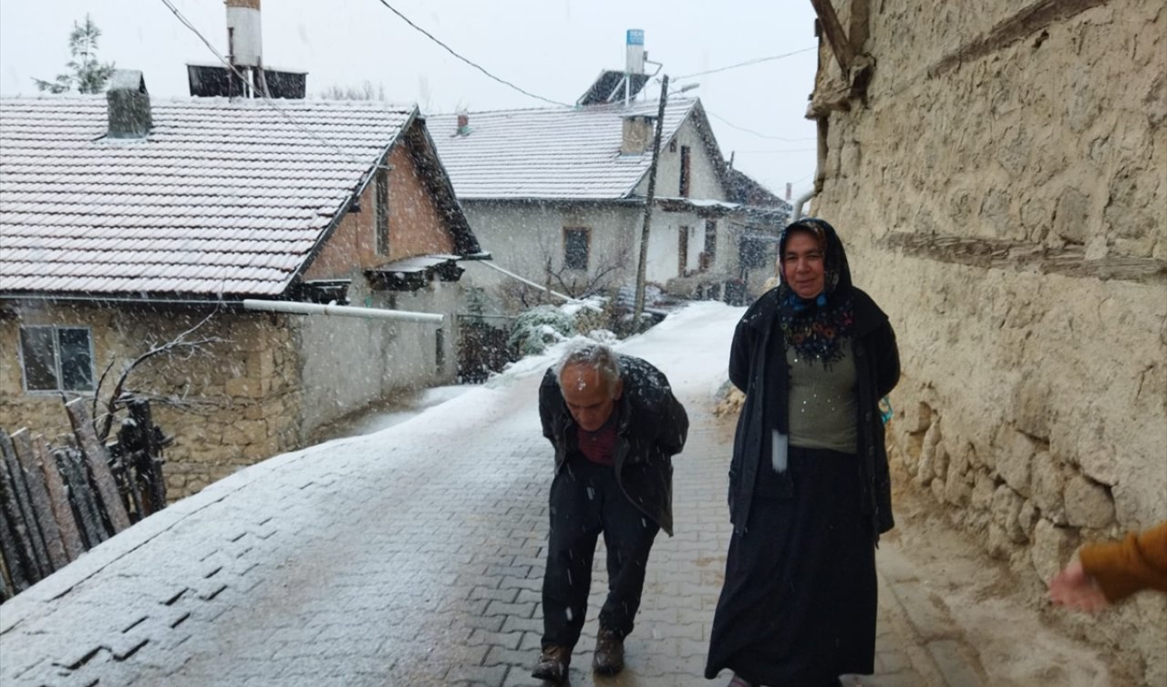 Aynaya bakamayan adam, 30 yıl sonra ilk kez Konya’da dik durdu