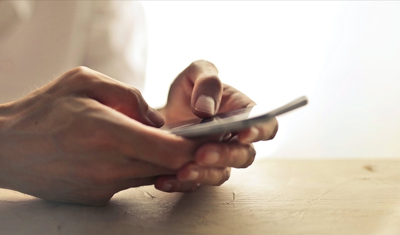 İnternete cep telefonundan bağlananların oranı yüzde 96,9’u buldu