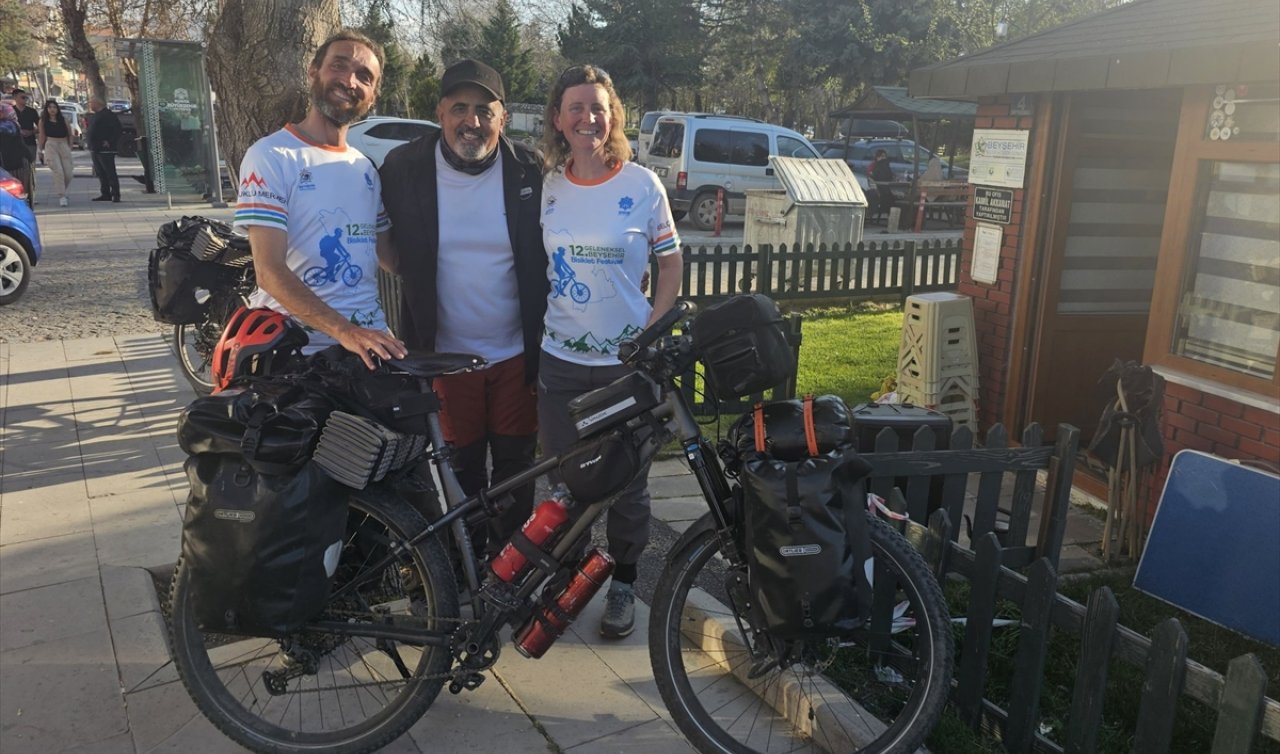 Fransız pedalcılar Konya’da mola verdi
